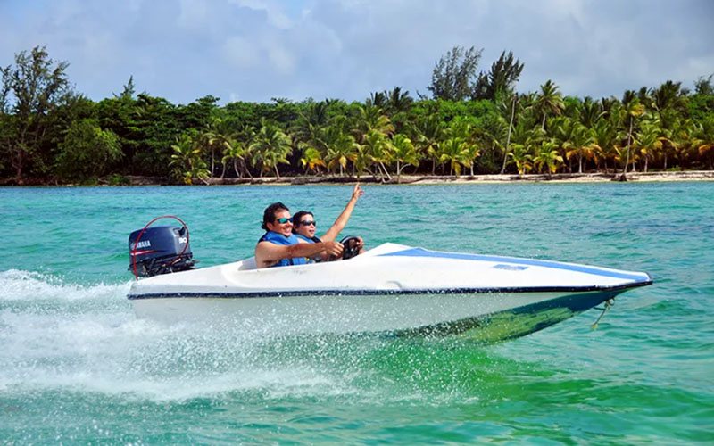 Скоростные моторные лодки в Доминикане